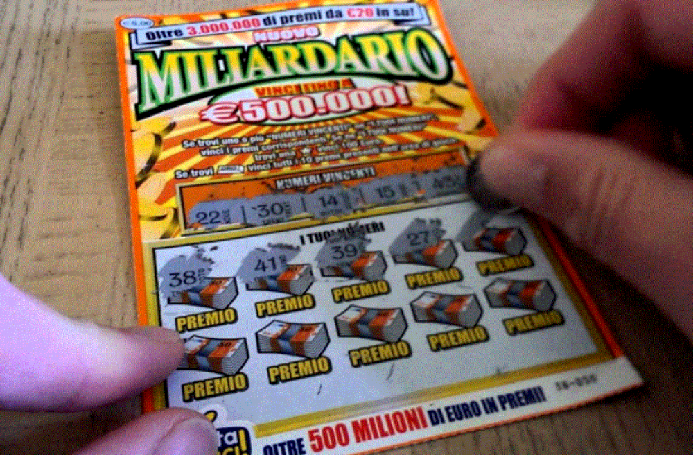 Un moldovean a câștigat 5 milioane de euro după ce a cumpărat un bilet loto